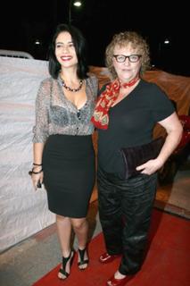 Ninet Tayeb feet photo 3