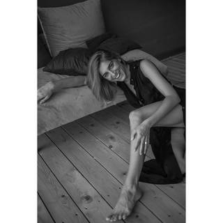 Nino Ninidze feet photo 10