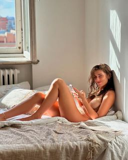 Nino Ninidze feet photo 4