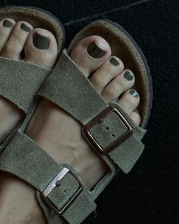 Nino Ninidze feet photo 3