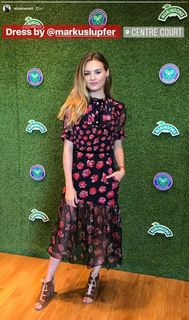 Niomi Smart feet photo 19