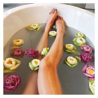 Niomi Smart feet photo 10
