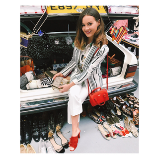 Niomi Smart feet photo 9