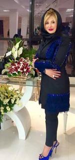 Niousha Zeighami feet photo 2