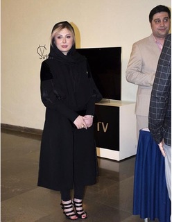 Niousha Zeighami feet photo 14