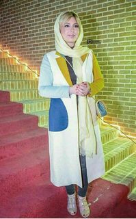 Niousha Zeighami feet photo 2