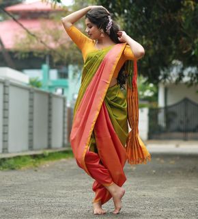 Niranjana Anoop feet photo 1