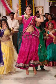 Nisha Agarwal feet photo thumbnail