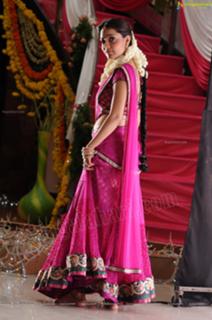 Nisha Agarwal feet photo thumbnail