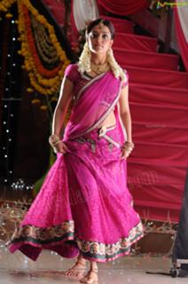 Nisha Agarwal feet photo thumbnail