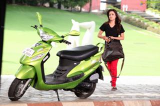 Nisha Agarwal feet photo thumbnail
