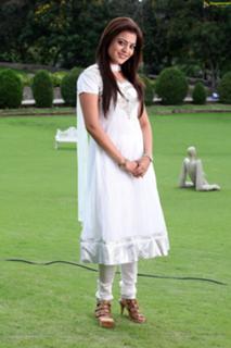 Nisha Agarwal feet photo thumbnail