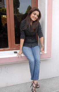 Nisha Agarwal feet photo thumbnail
