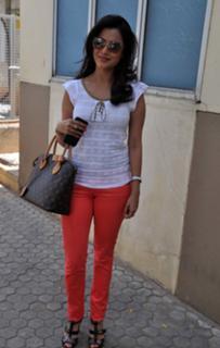 Nisha Agarwal feet photo thumbnail