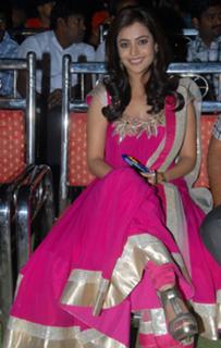 Nisha Agarwal feet photo thumbnail