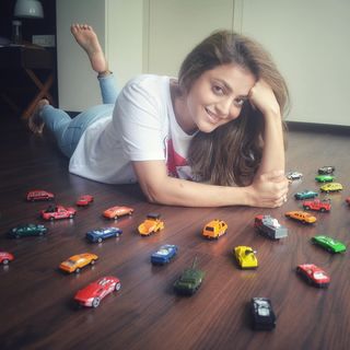 Nisha Agarwal feet photo thumbnail