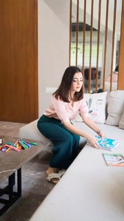 Nisha Agarwal feet photo thumbnail