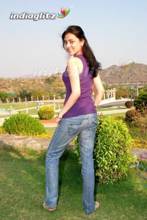 Nisha Agarwal feet photo thumbnail