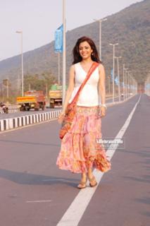 Nisha Agarwal feet photo thumbnail