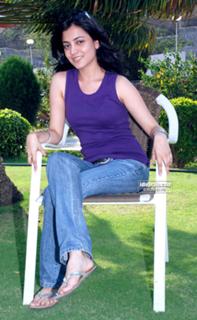 Nisha Agarwal feet photo thumbnail