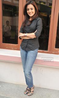 Nisha Agarwal feet photo thumbnail