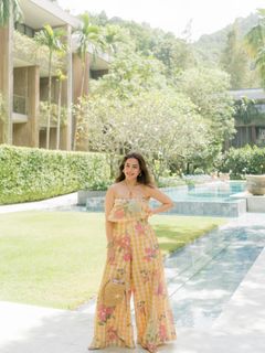 Nisha Agarwal feet photo 3