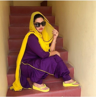Nisha Bano feet photo 18