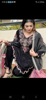 Nisha Bano feet photo 6