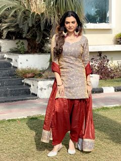 Nisha Bano feet photo 13