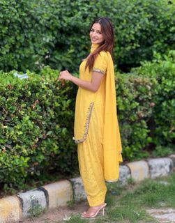 Nisha Bhandari feet photo 13