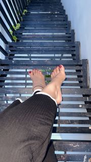Nisha Bhandari feet photo 5