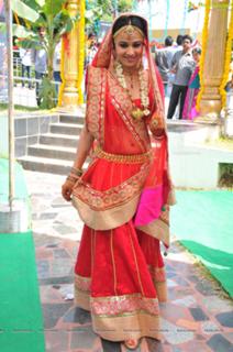 Nisha Kothari feet photo 4