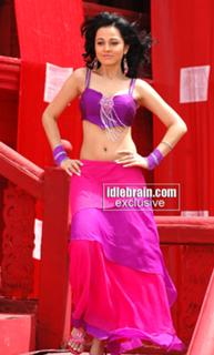 Nisha Kothari feet photo 17