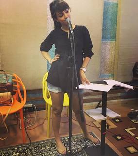 Nisha Rawal feet photo 11