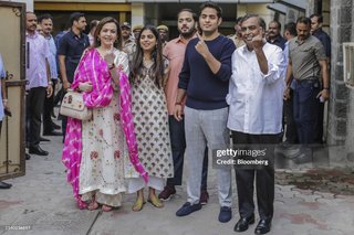 Nita Ambani feet photo 10