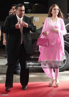 Nita Ambani feet photo 20