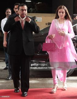 Nita Ambani feet photo 19