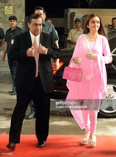 Nita Ambani feet photo 17