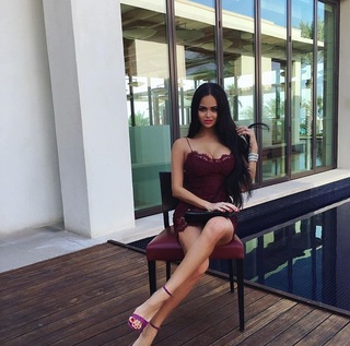 Nita Kuzmina feet photo thumbnail