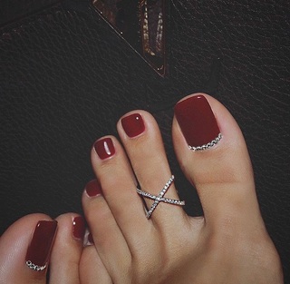 Nita Kuzmina feet photo thumbnail