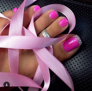 Nita Kuzmina feet photo thumbnail