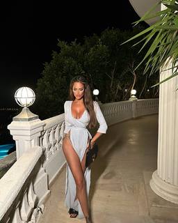 Nita Kuzmina feet photo thumbnail