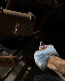 Nita Kuzmina feet photo thumbnail