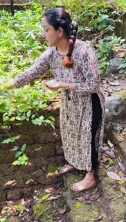 Nithya Das feet photo 2