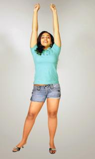 Nithya Menon feet photo thumbnail