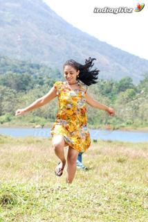 Nithya Menon feet photo thumbnail