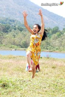 Nithya Menon feet photo thumbnail