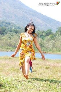 Nithya Menon feet photo thumbnail