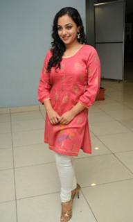 Nithya Menon feet photo thumbnail