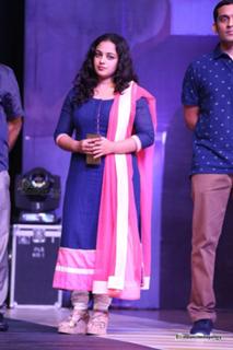 Nithya Menon feet photo thumbnail